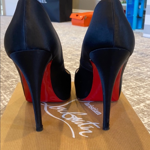 Christian Louboutin Very Prive 120 Crepe Satin - Picture 3 of 6